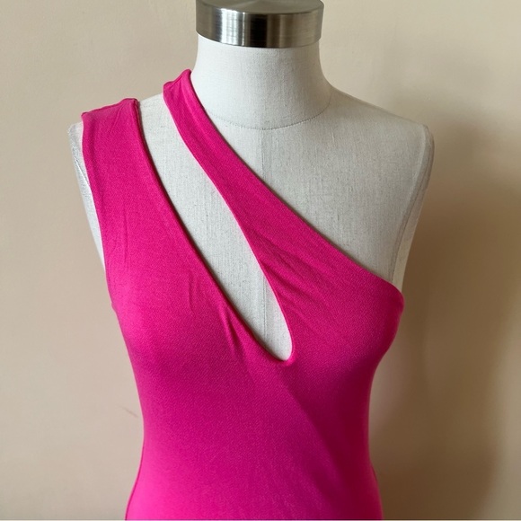 Naked Wardrobe  Cutout One-Shoulder Mini Dress in Pink 17762 - Picture 4 of 10
